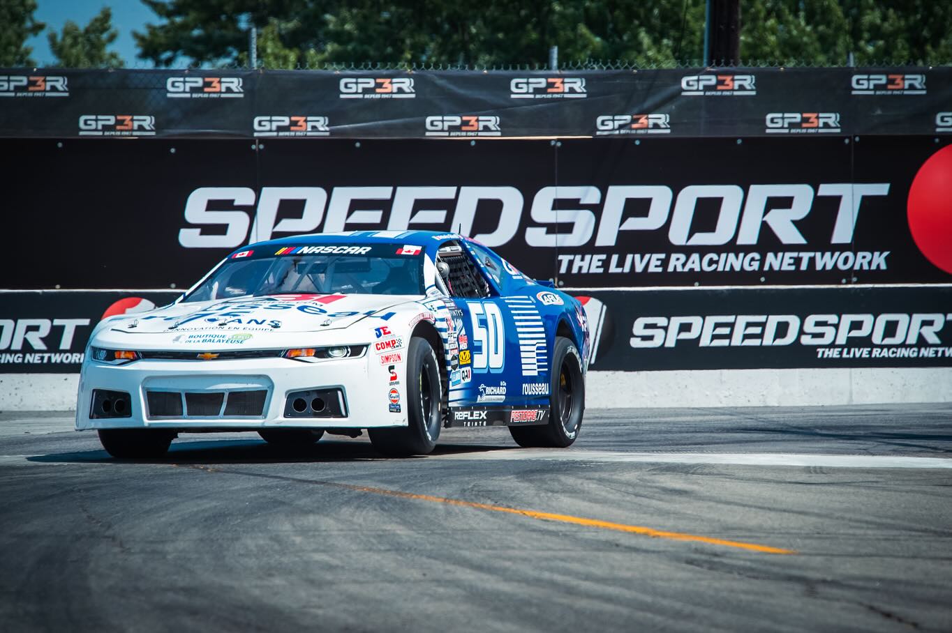 Vittorio Ghirelli laps the #50 Rousseau Metal / Festidrag.tv Camaro during the 2025 GP3R Qualifying session