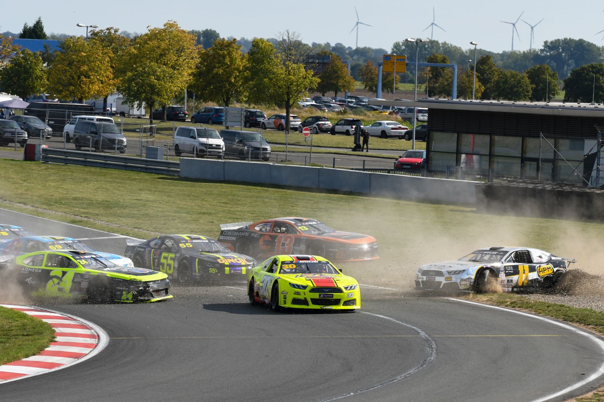 Liam Hezemans finds the perfect opening to avoid the start crash in the start of EuroNASCAR PRO Race 1 at Oschersleben