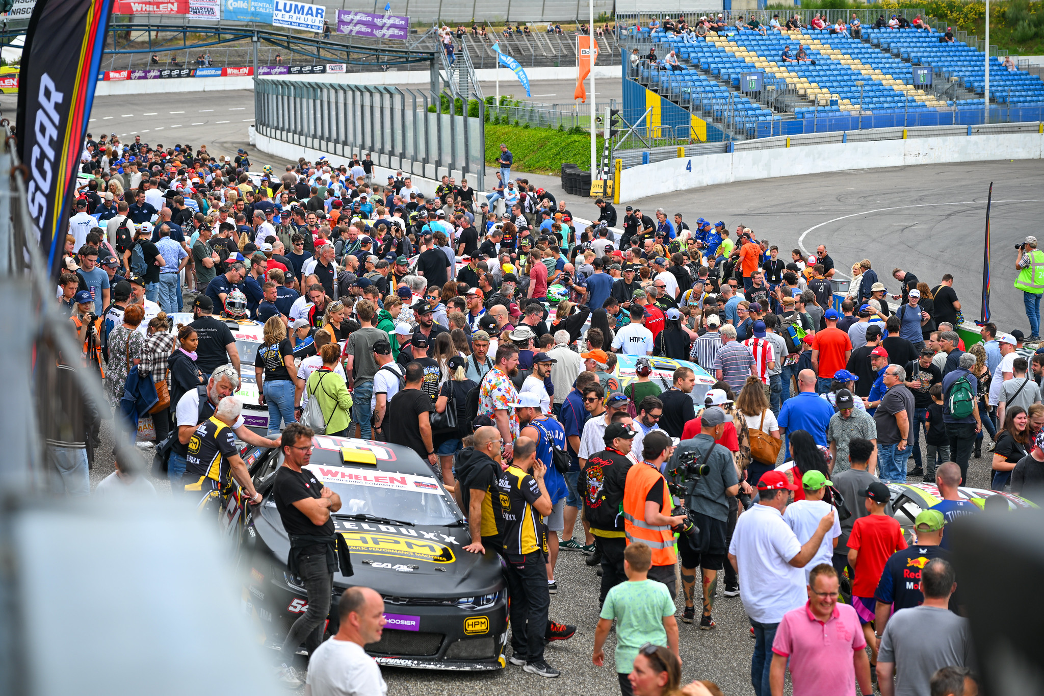 Fans packed the front straight during the 2024 NASCAR Oval GP at Raceway Venray