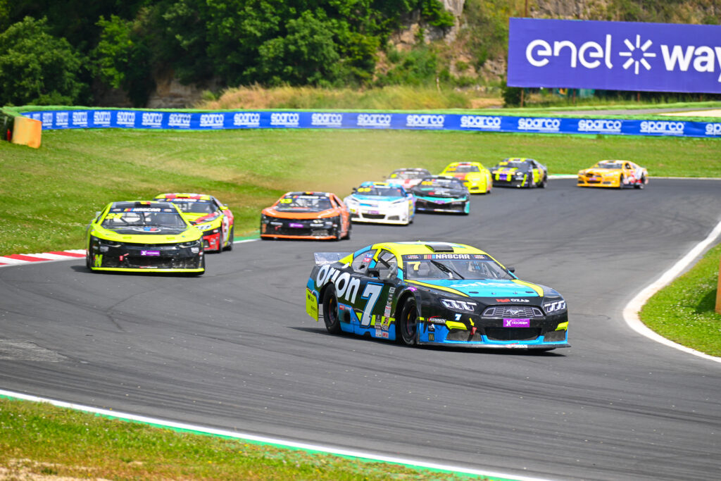 Martin Doubek leads Vittorio Ghirelli and a pack of EuroNASCAR PRO drivers during the 2025 NASCAR GP Italy at Vallelunga